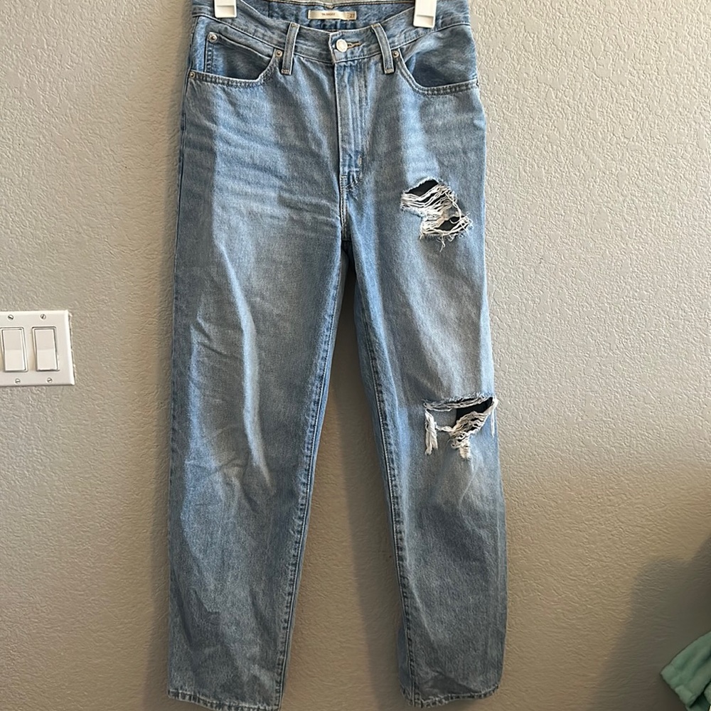 94’ baggy Levi’s, worn several times